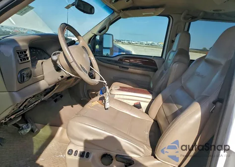 2002 Ford Excursion Limited z USA, uszkodzony, nr VIN 1FMSU43F02EA00294